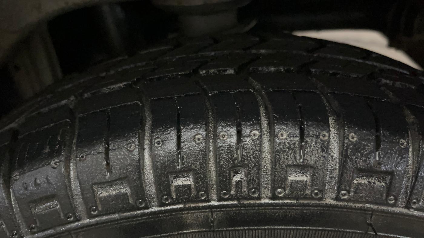 2015 Maruti Alto 800 LXI, Petrol, Manual, 18,908 km, Left Rear Tyre Tread