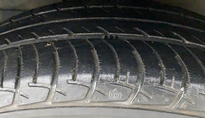 2019 Maruti New Wagon-R VXI (O) 1.0 AMT , Petrol, Automatic, 36,634 km, Left Front Tyre Tread
