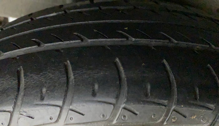 2019 Maruti New Wagon-R VXI (O) 1.0 AMT , Petrol, Automatic, 36,634 km, Right Rear Tyre Tread