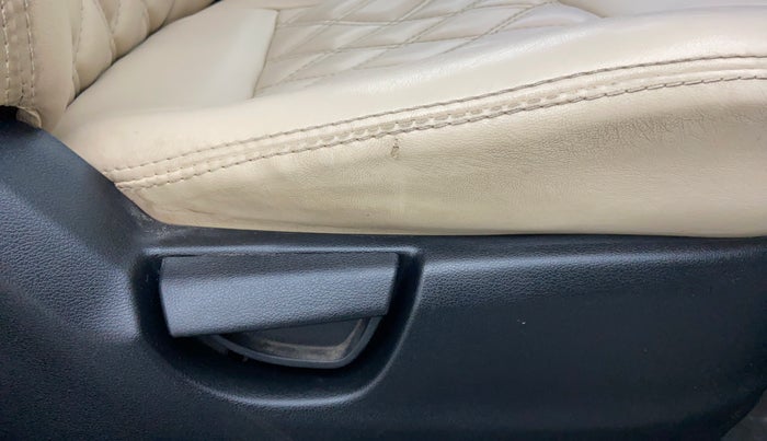 2019 Hyundai NEW SANTRO SPORTZ AMT, Petrol, Automatic, 55,481 km, Driver Side Adjustment Panel