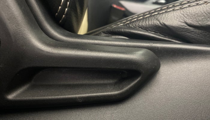 2020 Tata NEXON XM SUNROOF DIESEL, Diesel, Manual, 83,171 km, Driver Side Adjustment Panel