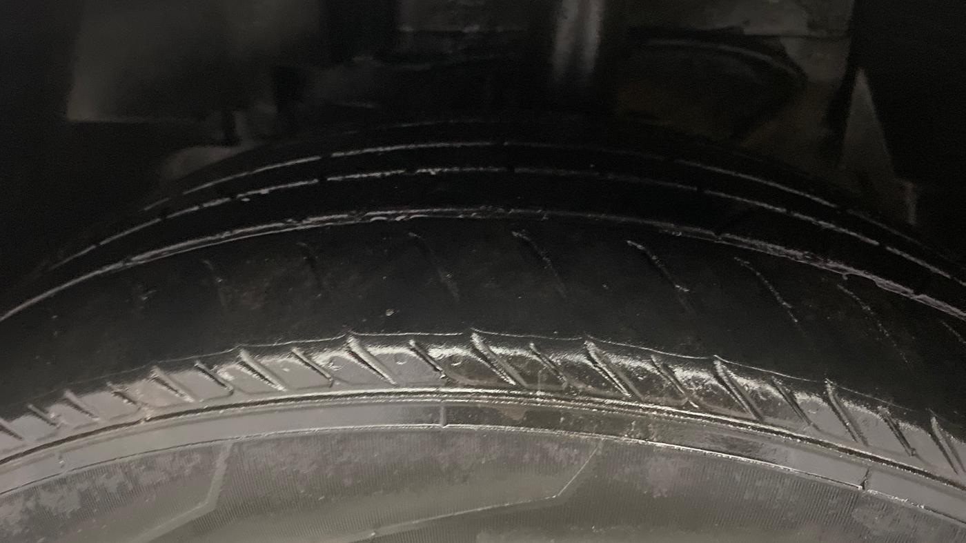 2020 Tata NEXON XM SUNROOF DIESEL, Diesel, Manual, 83,876 km, Left Front Tyre Tread