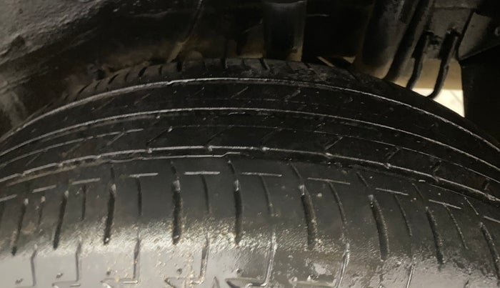 2020 Tata NEXON XM SUNROOF DIESEL, Diesel, Manual, 83,171 km, Left Rear Tyre Tread