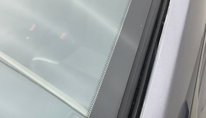 2013 Hyundai Grand i10 SPORTZ 1.2 KAPPA VTVT, Petrol, Manual, 19,732 km, Left A pillar - Paint is slightly faded