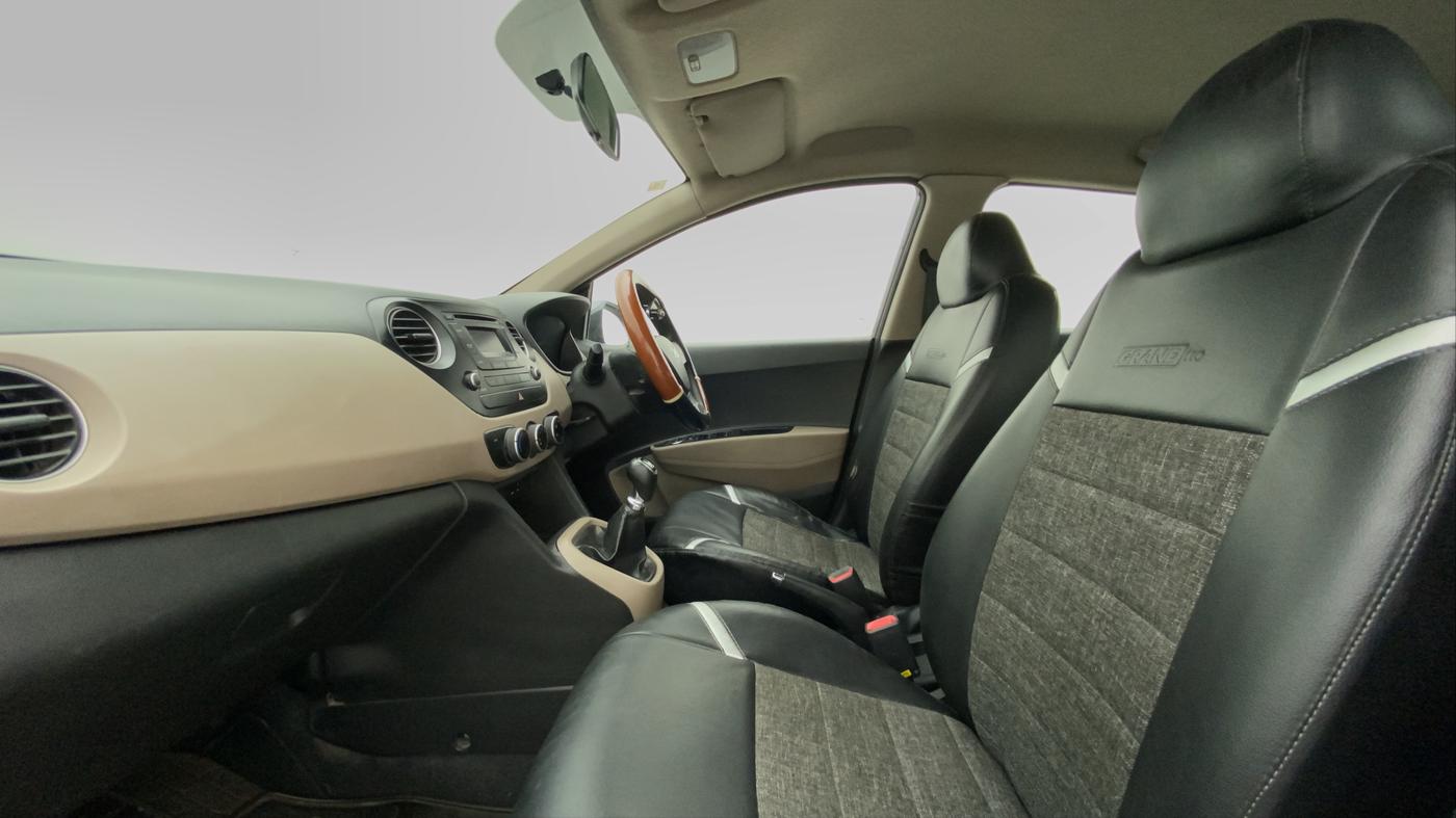 2013 Hyundai Grand i10 SPORTZ 1.2 KAPPA VTVT, Petrol, Manual, 19,732 km, Right Side Front Door Cabin