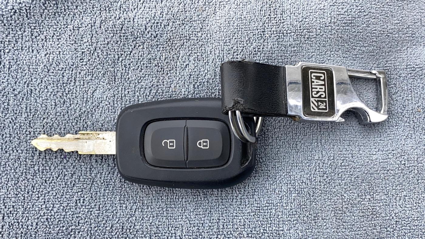 2021 Renault Kwid RXT, Petrol, Manual, 7,371 km, Key Close Up