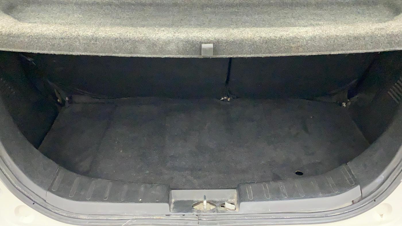 2016 Maruti Wagon R 1.0 VXI AMT, Petrol, Automatic, 91,825 km, Boot Inside