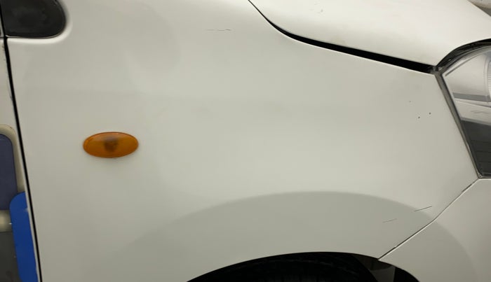 2016 Maruti Wagon R 1.0 VXI AMT, Petrol, Automatic, 91,825 km, Right fender - Minor scratches