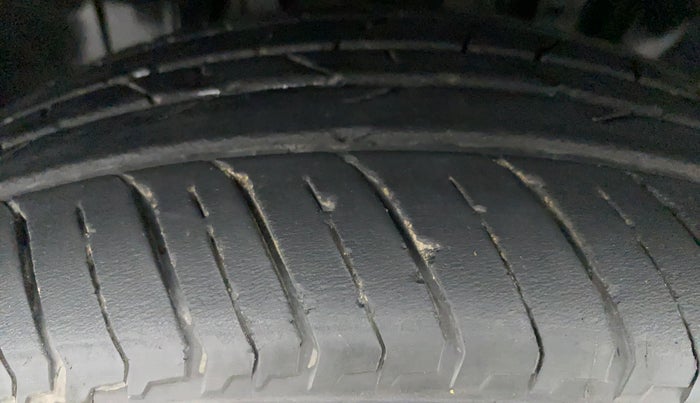 2021 Nissan MAGNITE XL Turbo CVT, Petrol, Automatic, 11,586 km, Left Front Tyre Tread