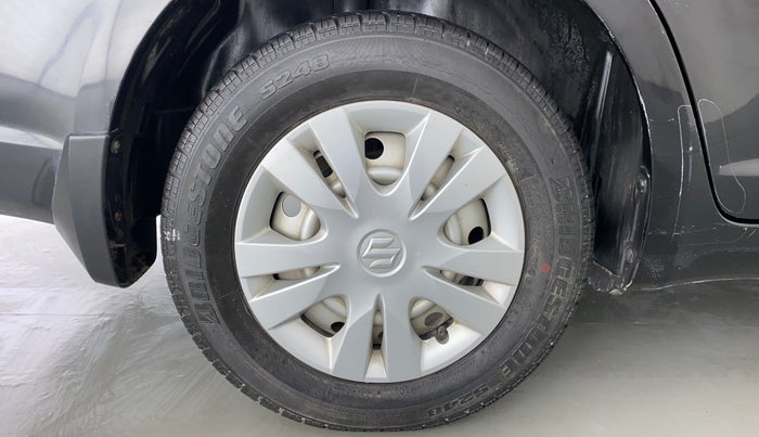 2012 Maruti Swift Dzire TOUR PETROL, Petrol, Manual, 39,728 km, Right Rear Wheel