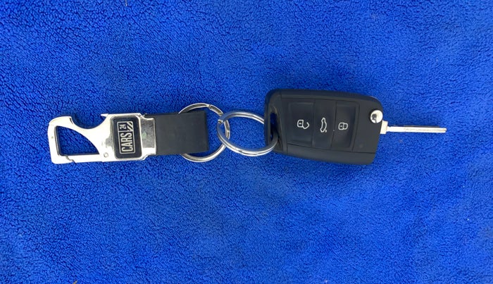 2022 Skoda KUSHAQ STYLE 1.0L TSI AT (6 AIRBAGS), Petrol, Automatic, 49,836 km, Key Close Up