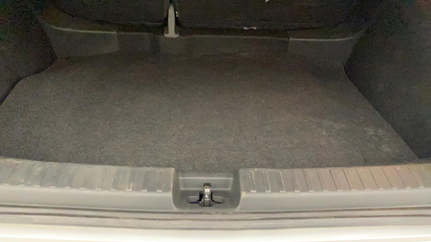 2022 Skoda KUSHAQ STYLE 1.0L TSI AT (6 AIRBAGS), Petrol, Automatic, 49,836 km, Boot Inside