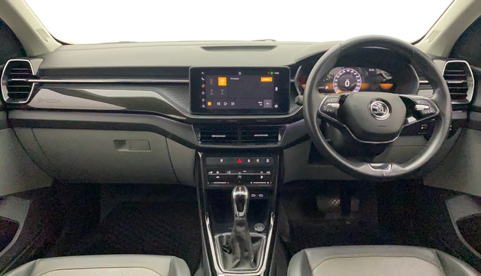 2022 Skoda KUSHAQ STYLE 1.0L TSI AT (6 AIRBAGS), Petrol, Automatic, 49,836 km, Dashboard