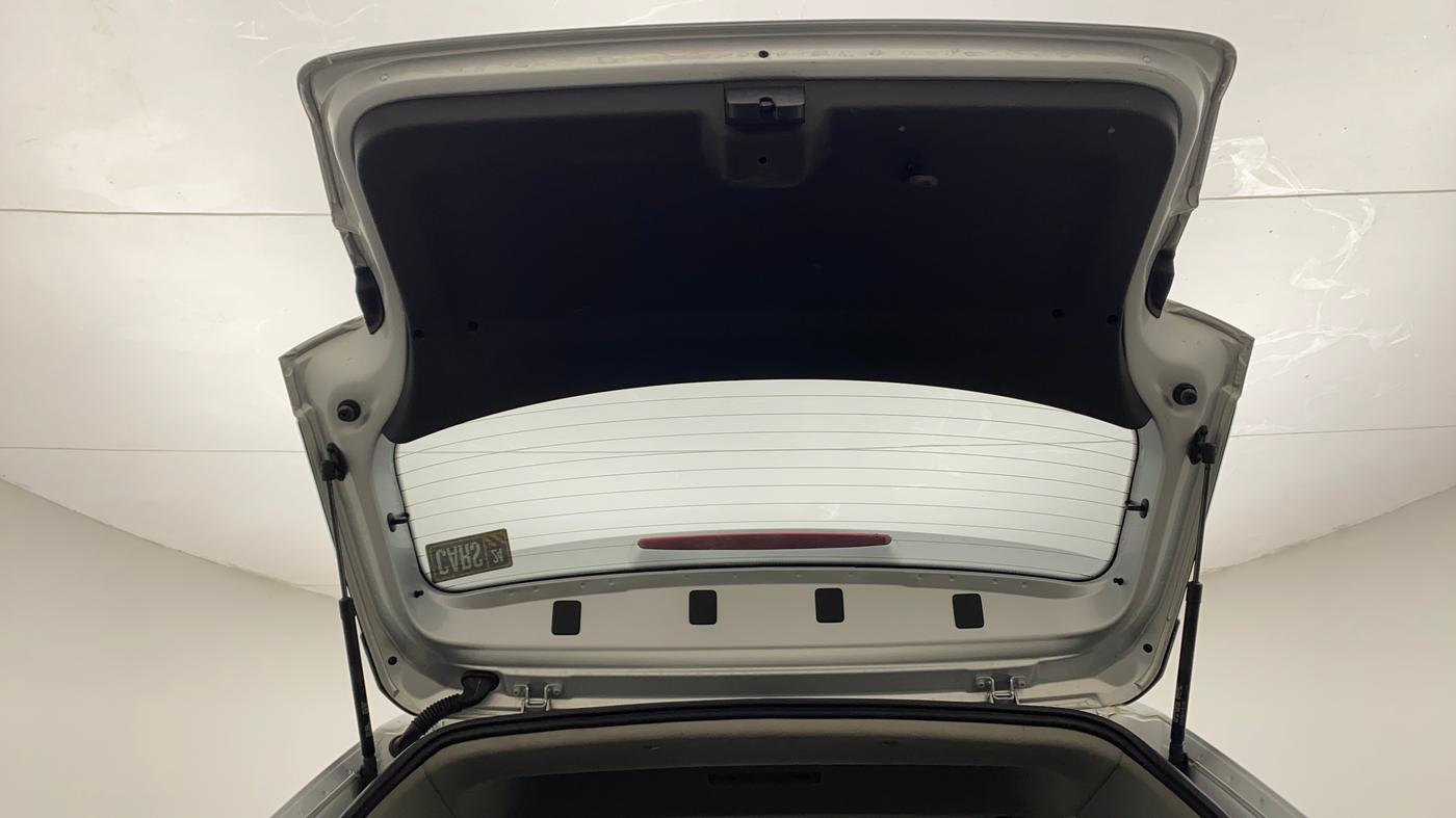 2022 Skoda KUSHAQ STYLE 1.0L TSI AT (6 AIRBAGS), Petrol, Automatic, 49,836 km, Boot Door Open