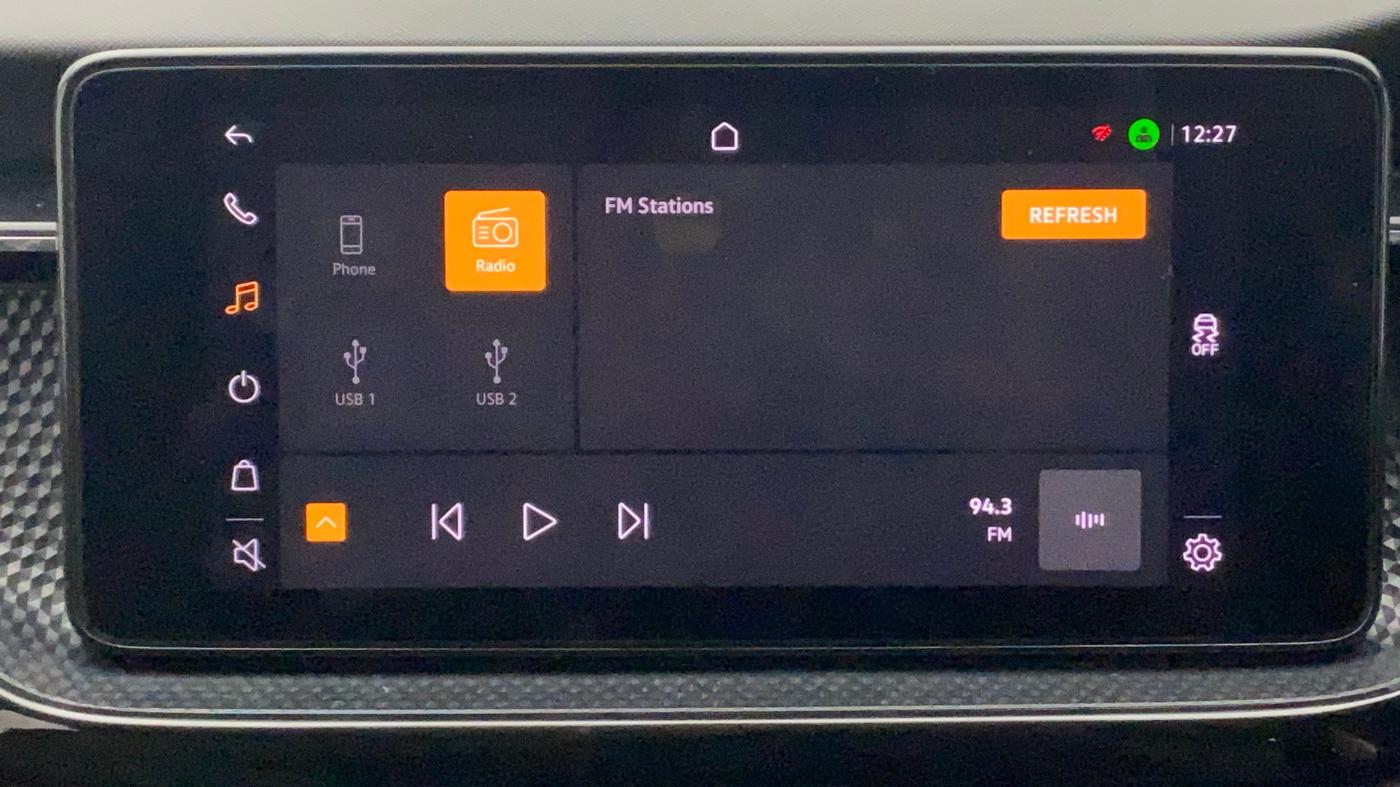 2022 Skoda KUSHAQ STYLE 1.0L TSI AT (6 AIRBAGS), Petrol, Automatic, 49,836 km, Infotainment System
