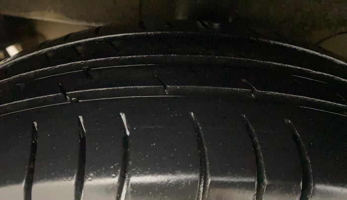 2019 Hyundai NEW SANTRO MAGNA, Petrol, Manual, 70,196 km, Right Rear Tyre Tread