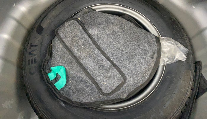 2019 Hyundai NEW SANTRO MAGNA, Petrol, Manual, 70,196 km, Spare Tyre