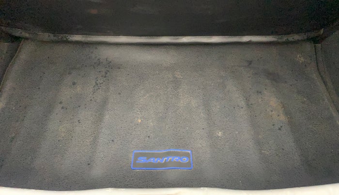 2019 Hyundai NEW SANTRO MAGNA, Petrol, Manual, 70,196 km, Boot Inside