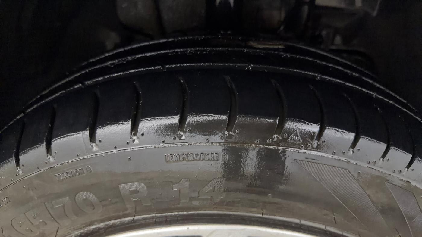 2018 Tata Tiago XZ PETROL, Petrol, Manual, 78,580 km, Right Front Tyre Tread