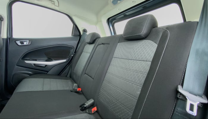 2018 Ford Ecosport 1.5 TITANIUM TI VCT, CNG, Manual, 39,756 km, Right Side Rear Door Cabin