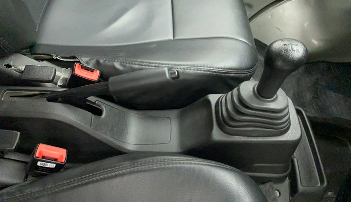 2023 Maruti Eeco 5 STR AC CNG, CNG, Manual, 15,704 km, Gear Lever