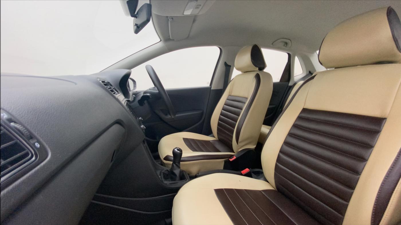 2018 Volkswagen Ameo COMFORTLINE 1.0L, Petrol, Manual, 37,610 km, Right Side Front Door Cabin