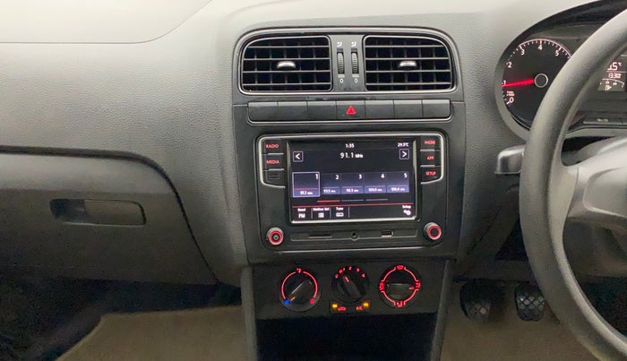 2018 Volkswagen Ameo COMFORTLINE 1.0L, Petrol, Manual, 37,610 km, Air Conditioner