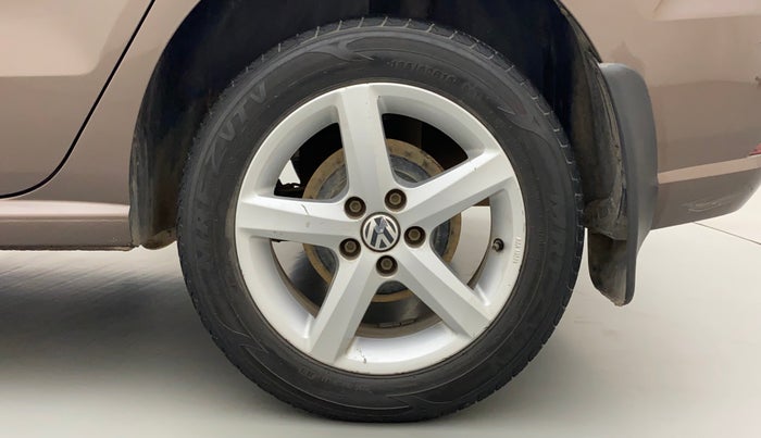 2018 Volkswagen Ameo COMFORTLINE 1.0L, Petrol, Manual, 37,610 km, Left Rear Wheel