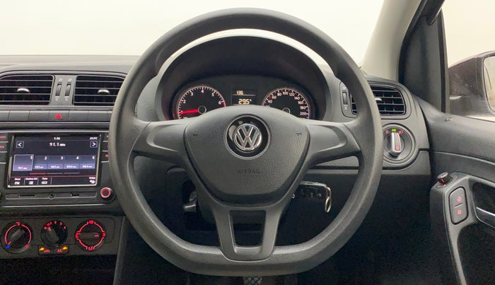 2018 Volkswagen Ameo COMFORTLINE 1.0L, Petrol, Manual, 37,610 km, Steering Wheel Close Up