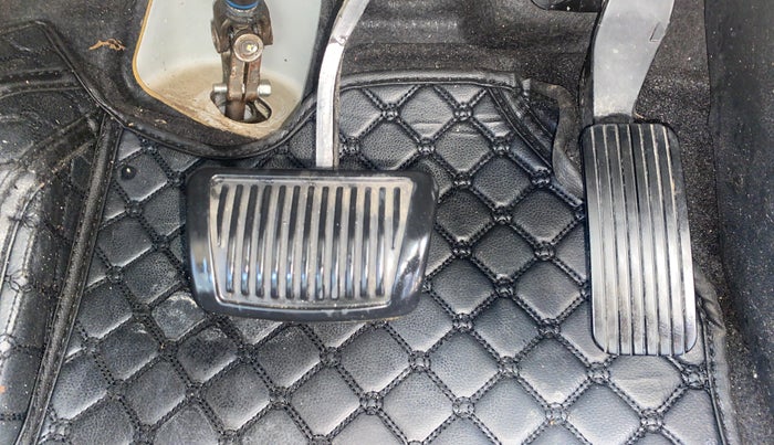 2018 Hyundai Verna 1.6 VTVT SX (O) AT, Petrol, Automatic, 77,959 km, Pedals