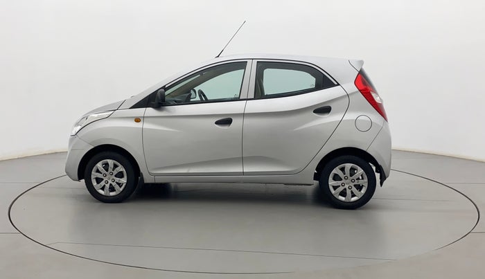 2017 Hyundai Eon MAGNA +, Petrol, Manual, 18,103 km, Left Side