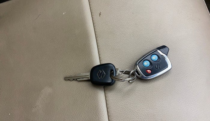 2015 Maruti Alto K10 VXI, Petrol, Manual, 12,734 km, Key Close Up