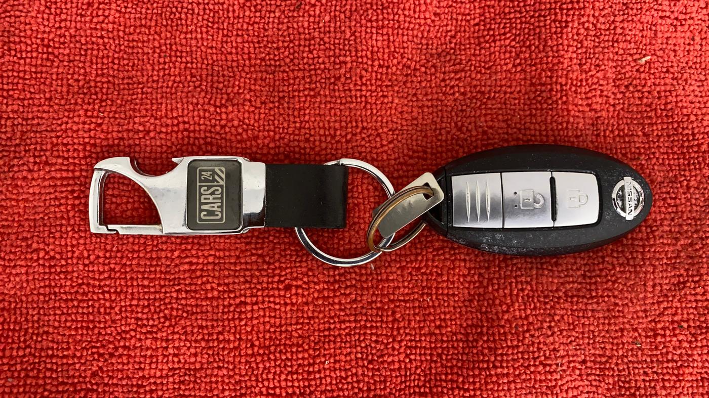 2013 Nissan Micra XV CVT, CNG, Automatic, 50,591 km, Key Close Up