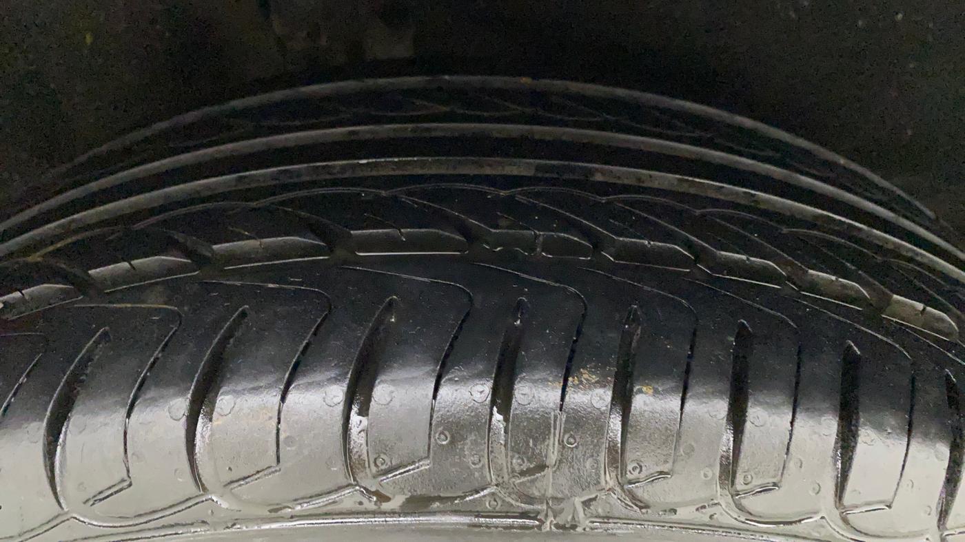 2019 Ford Ecosport TITANIUM + 1.5L PETROL AT, Petrol, Automatic, 38,293 km, Right Rear Tyre Tread