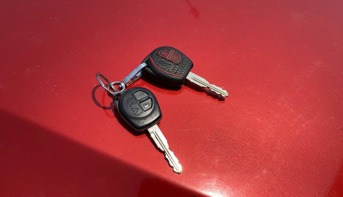 2017 Maruti Vitara Brezza ZDI, Diesel, Manual, 53,377 km, Key Close Up