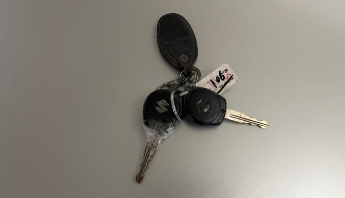 2014 Maruti Swift Dzire VXI, Petrol, Manual, 1,42,804 km, Key Close Up