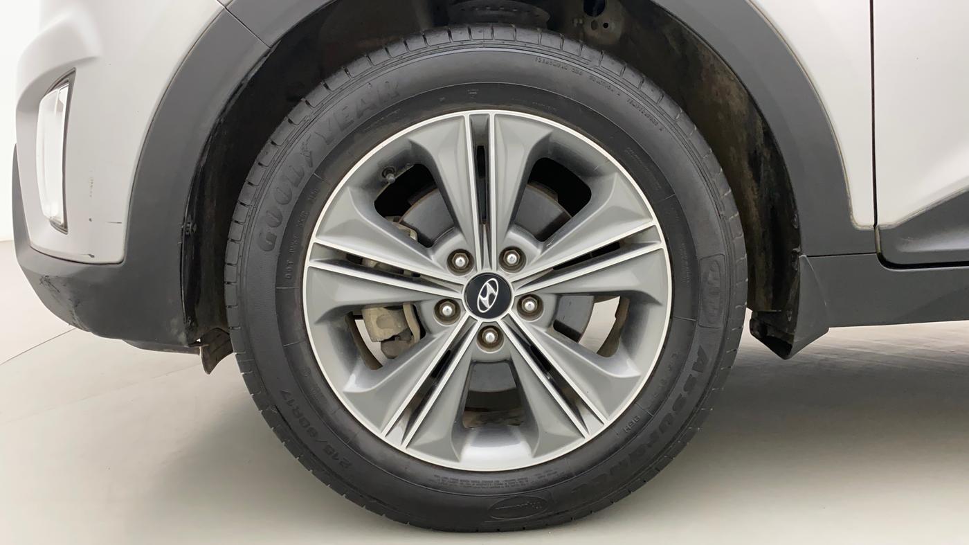 2017 Hyundai Creta SX PLUS AT 1.6 PETROL, Petrol, Automatic, 1,00,226 km, Left Front Wheel
