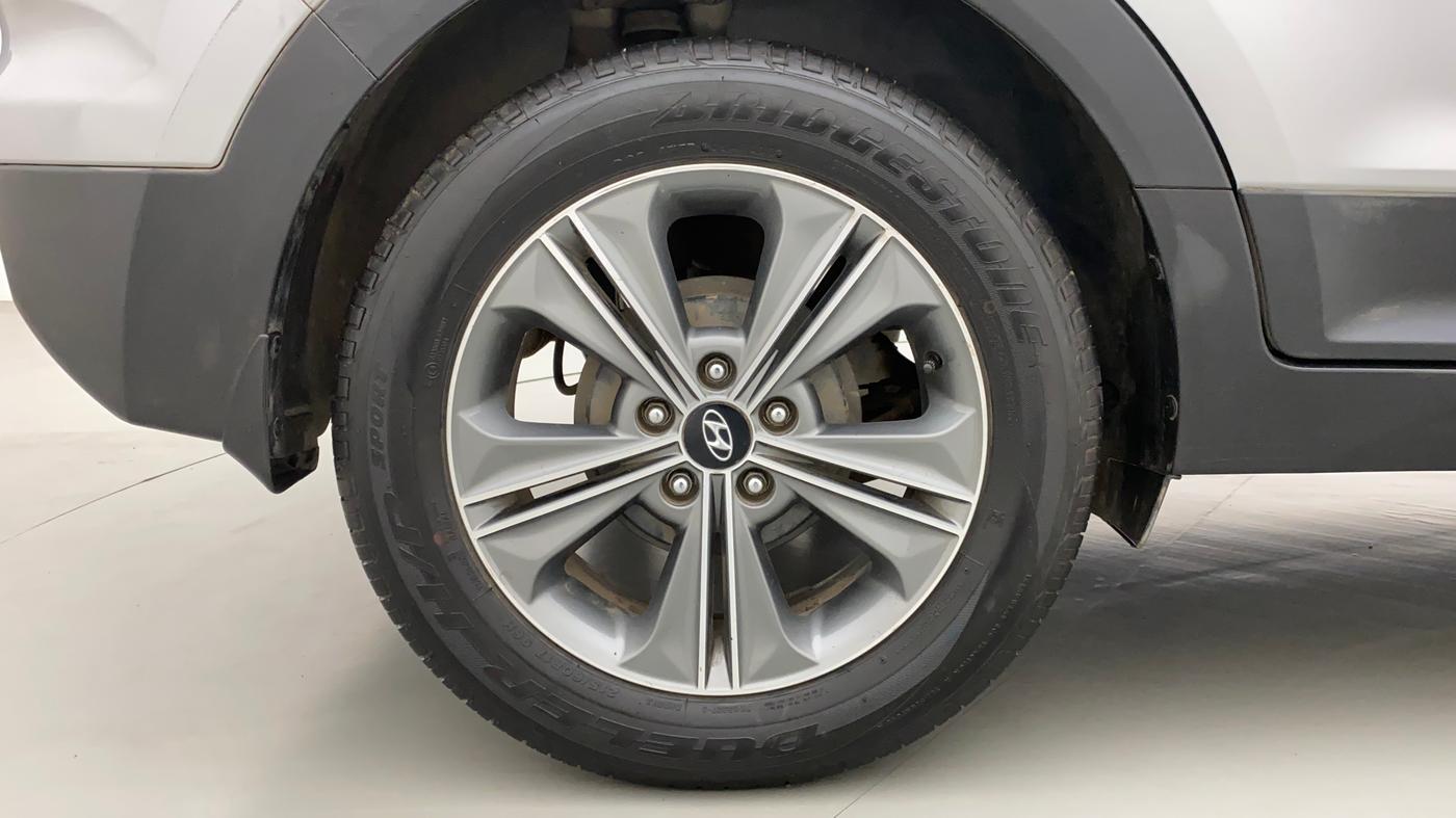 2017 Hyundai Creta SX PLUS AT 1.6 PETROL, Petrol, Automatic, 1,00,226 km, Right Rear Wheel