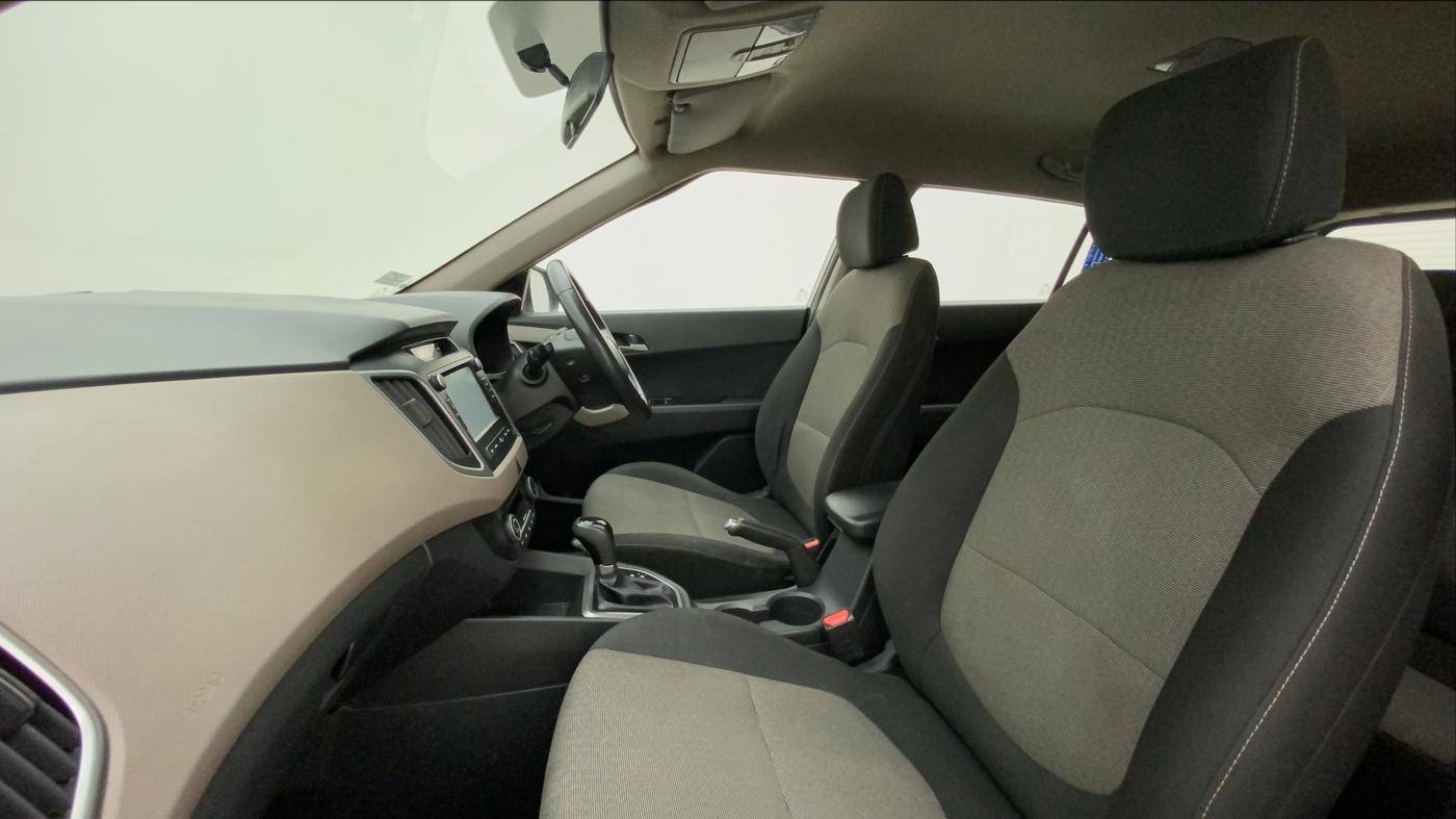 2017 Hyundai Creta SX PLUS AT 1.6 PETROL, Petrol, Automatic, 1,00,226 km, Right Side Front Door Cabin