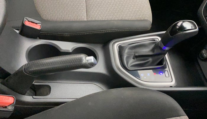 2017 Hyundai Creta SX PLUS AT 1.6 PETROL, Petrol, Automatic, 1,00,226 km, Gear Lever