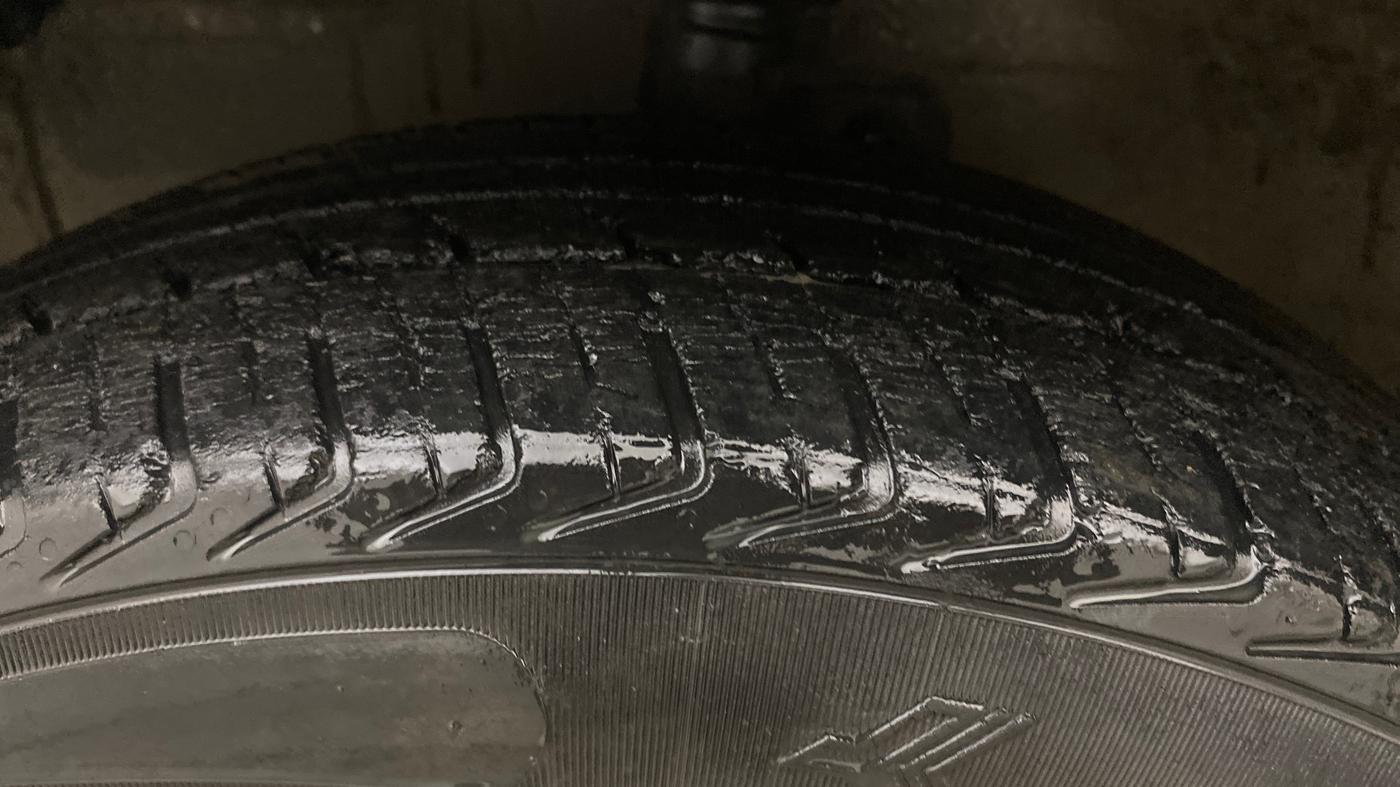 2012 Maruti A Star VXI, Petrol, Manual, 1,08,201 km, Left Front Tyre Tread