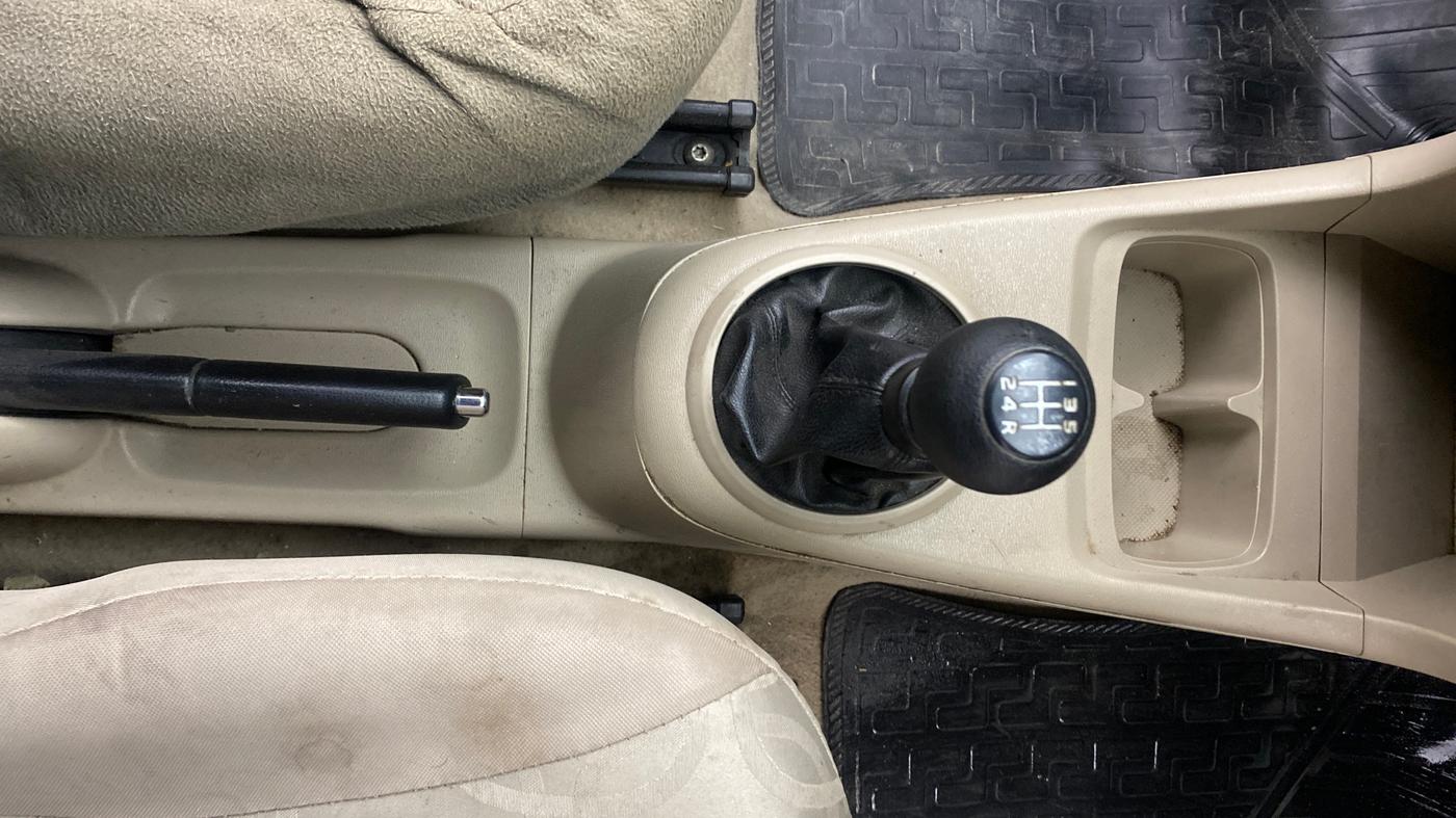 2012 Maruti A Star VXI, Petrol, Manual, 1,08,201 km, Gear Lever