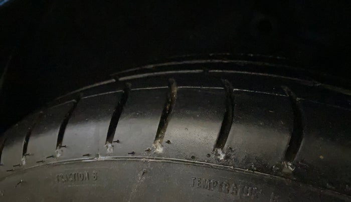 2017 Maruti Celerio VXI, Petrol, Manual, 59,565 km, Right Front Tyre Tread