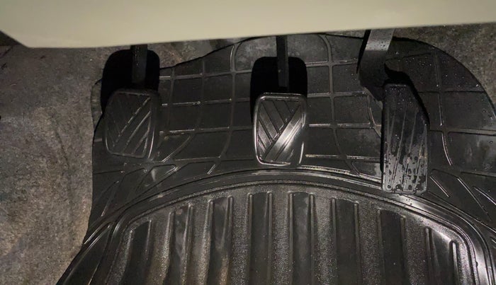 2017 Maruti Celerio VXI, Petrol, Manual, 59,565 km, Pedals