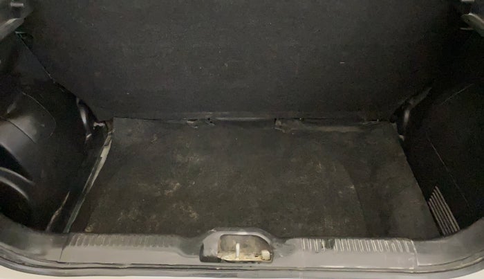 2023 Maruti Swift LXI, Petrol, Manual, 37,806 km, Boot Inside