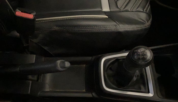 2023 Maruti Swift LXI, Petrol, Manual, 37,806 km, Gear Lever