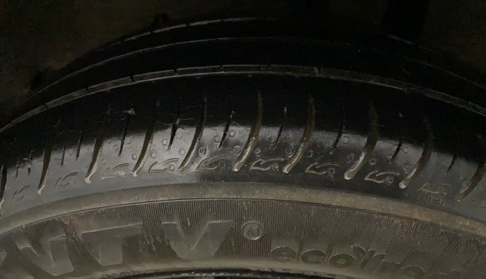 2020 Maruti Baleno DELTA PETROL 1.2, Petrol, Manual, 25,691 km, Left Rear Tyre Tread