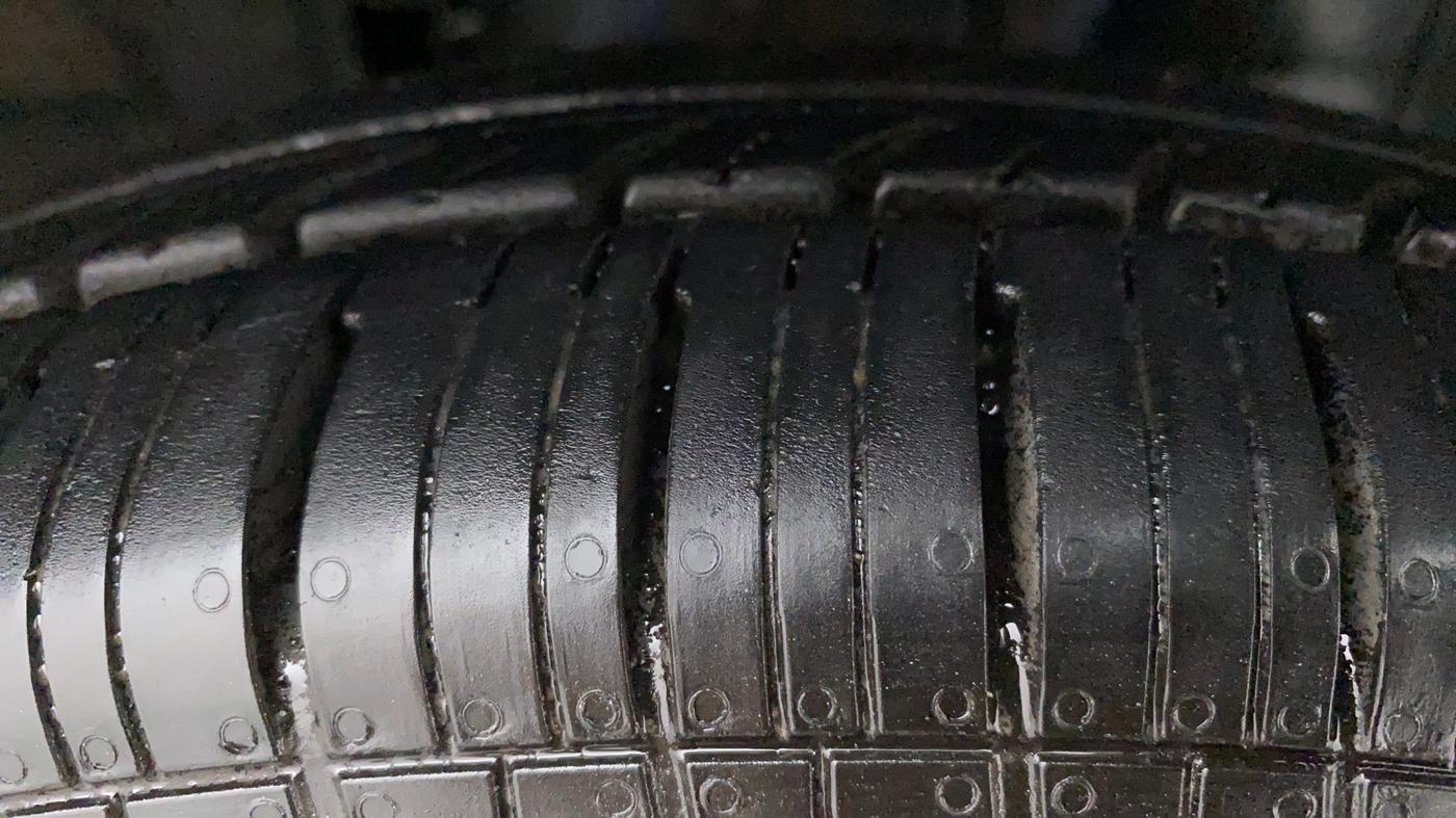 2019 Renault TRIBER RXL MT, CNG, Manual, 65,897 km, Right Front Tyre Tread