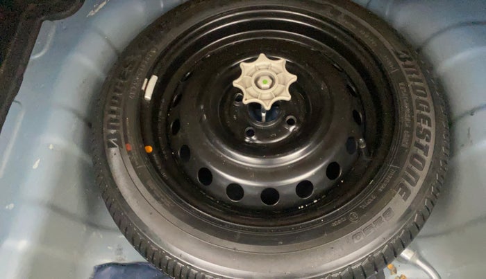 2015 Hyundai Xcent SX 1.2 (O), Petrol, Manual, 79,404 km, Spare Tyre