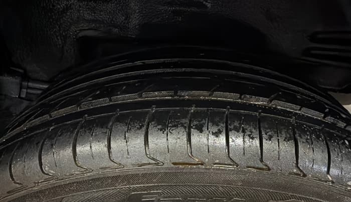 2014 Toyota Corolla Altis VL CVT PETROL, Petrol, Automatic, 86,863 km, Left Rear Tyre Tread